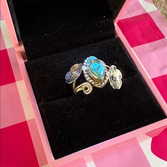 Sterling Silver and Bronzed Turquoise Stone Flower Ring sz 7 - Picture 2 of 5